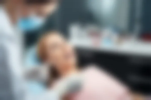 全瓷牙对人体是否存在潜在危害？了解全瓷牙的靠谱性与健康影响