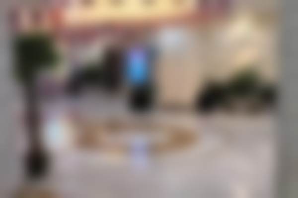 济南海峡植发中 心乘车路线: