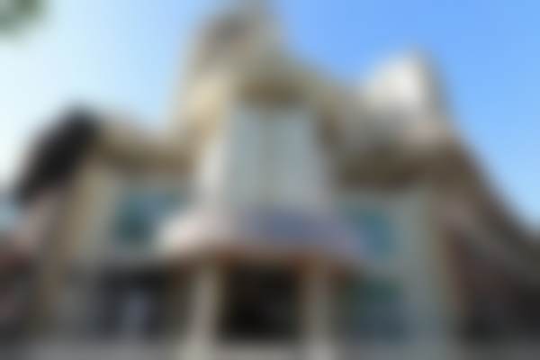 中山市禾佳医疗美容门诊部地理位置便于到院。
