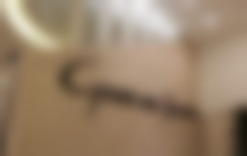 韩国GOOD LINE整形外科医院朴成旭医生上班时间：每天上午九点 - 下午六点