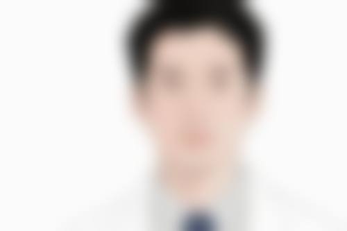 新疆维吾尔自治区人民医院医生团队经验稳定。