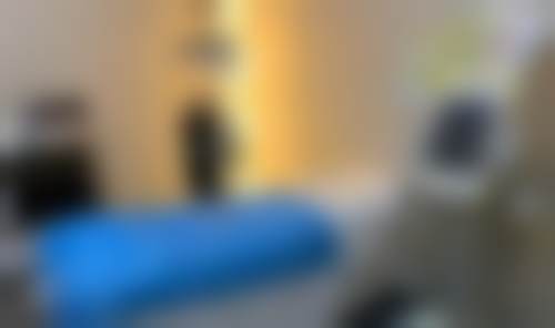 珠海新颜医疗美容门诊部肿泡眼修复 15000 元起，特色方案改善明显还减少疤痕 
